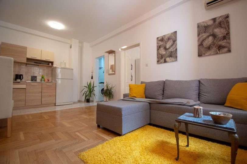 Centar Stan Na Dan Za Do 4 Osobe Apartment